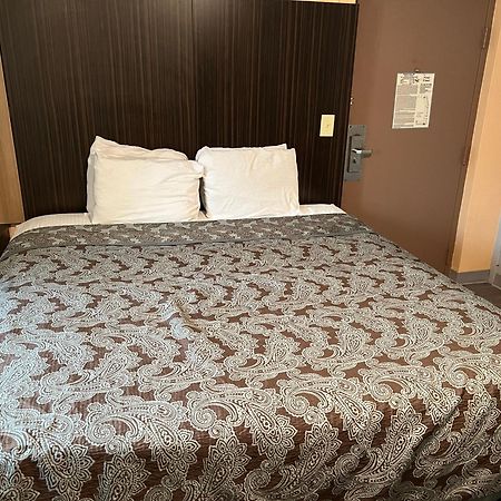 University Manor Inn Buffalo Eksteriør billede