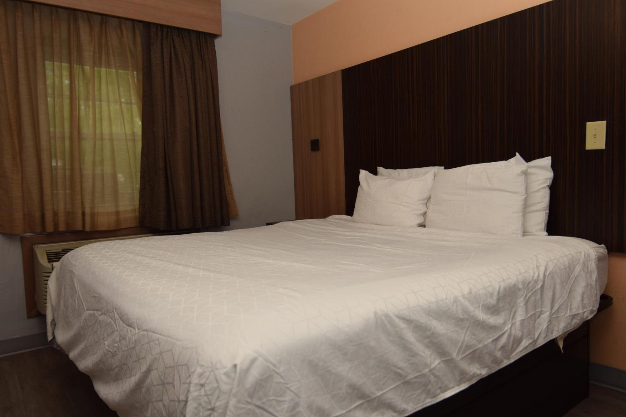 University Manor Inn Buffalo Eksteriør billede