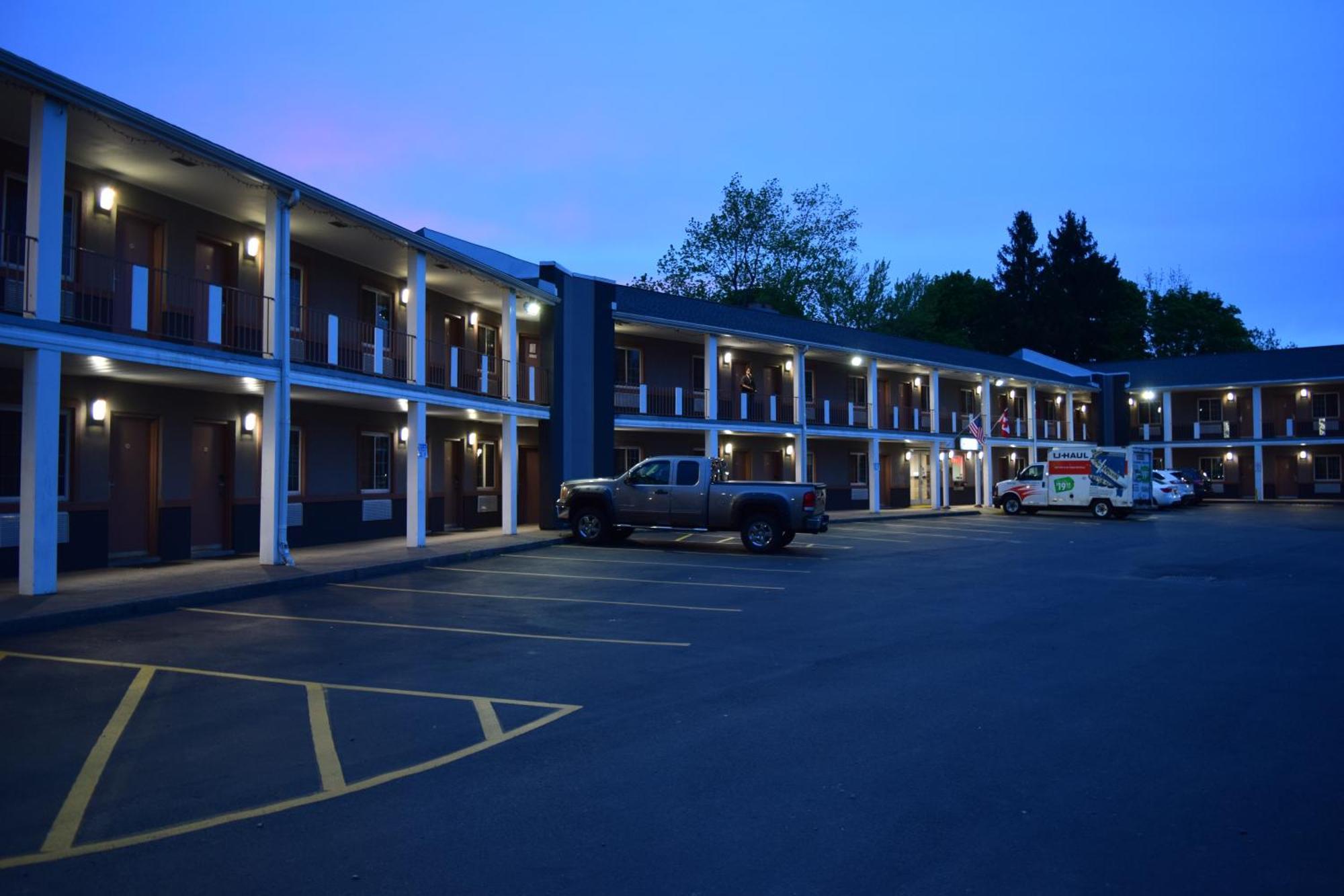 University Manor Inn Buffalo Eksteriør billede